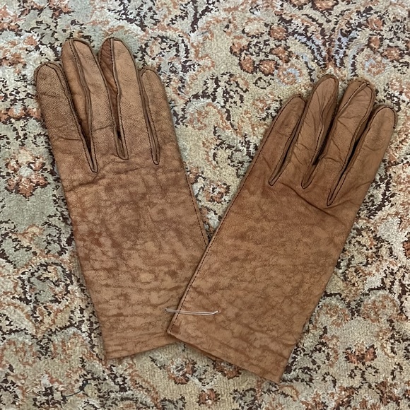 Vtg 70 80s LEATHER Driving Gloves Size Small Medium Classic Brown Pull-On Glove - Picture 2 of 12
